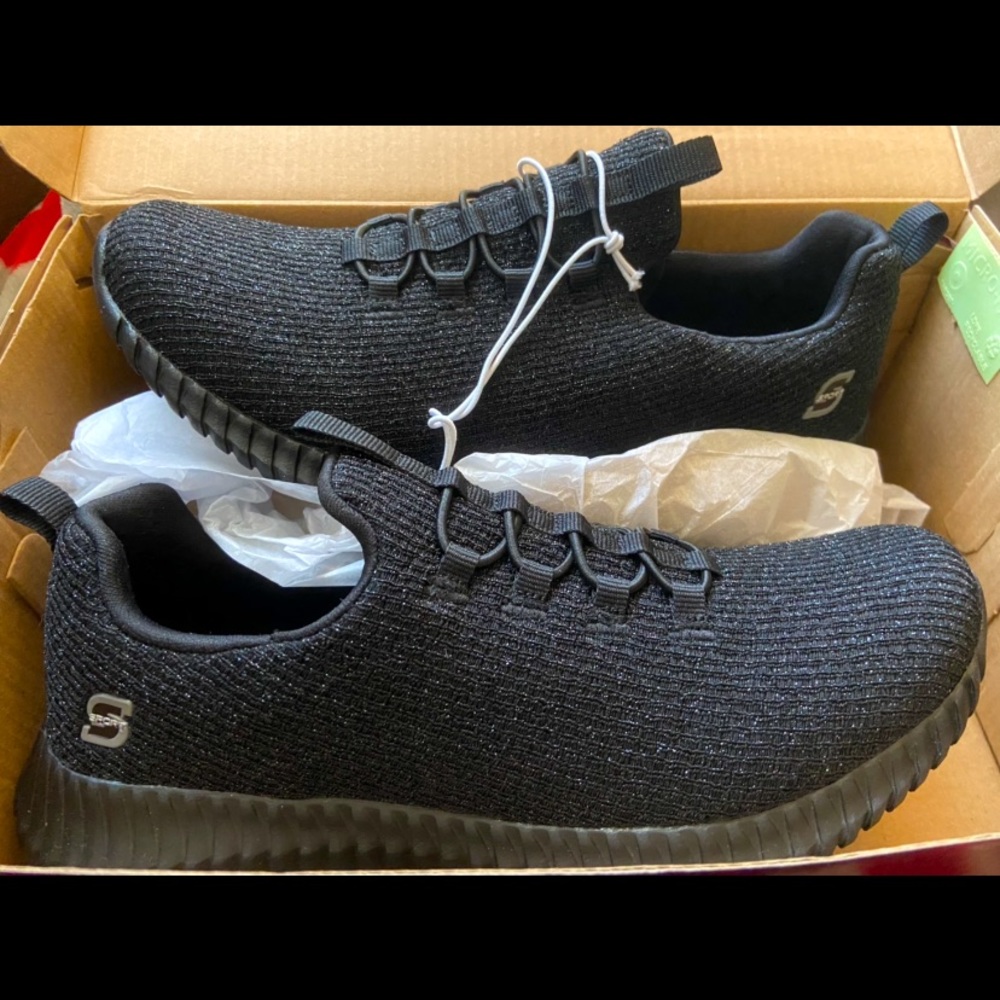 Black sparkle sketchers